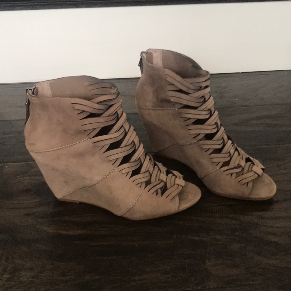 Dolce Vita wedges